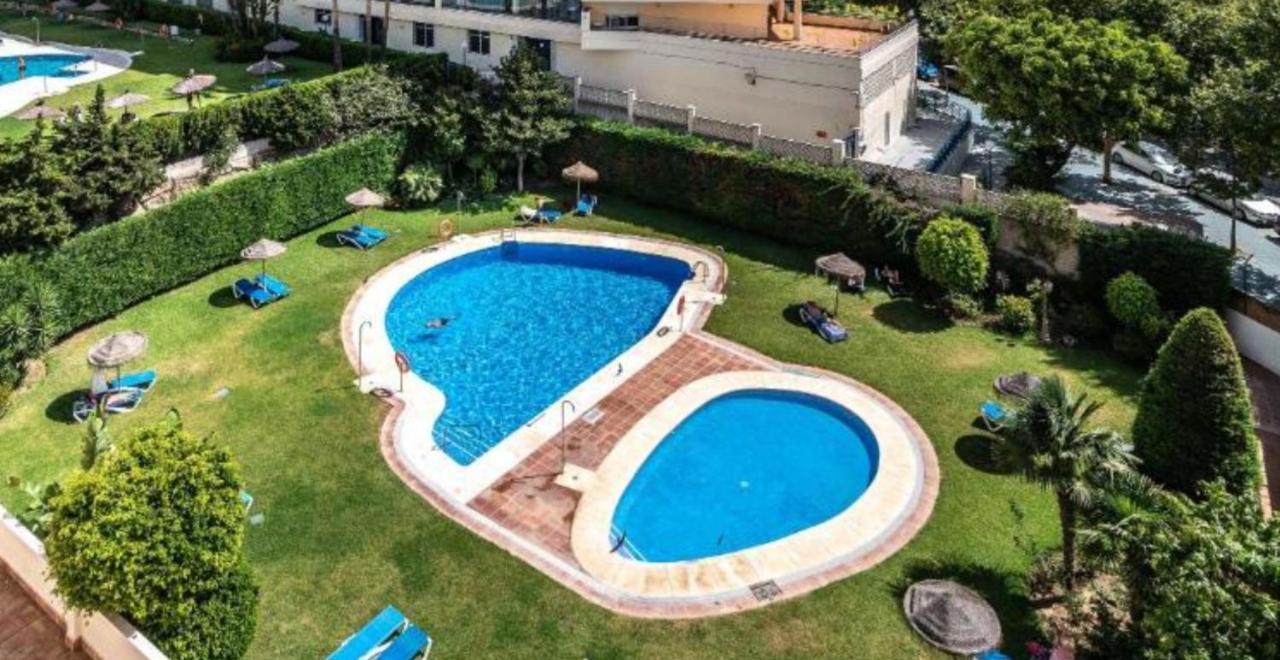 Marbella Edificio Puerto Azul Apartment Exterior photo